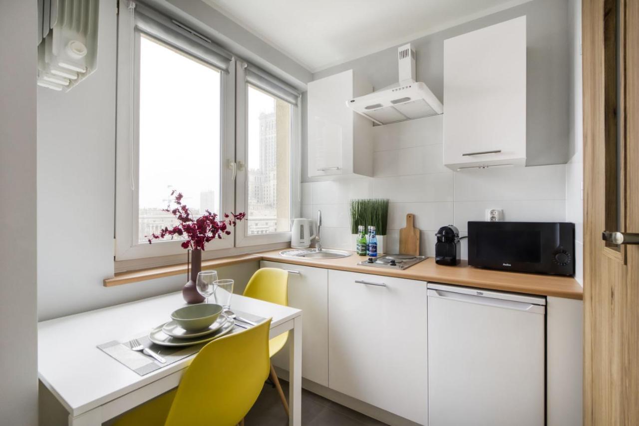 Apartments Centre By Arrenda Warsawa Bagian luar foto